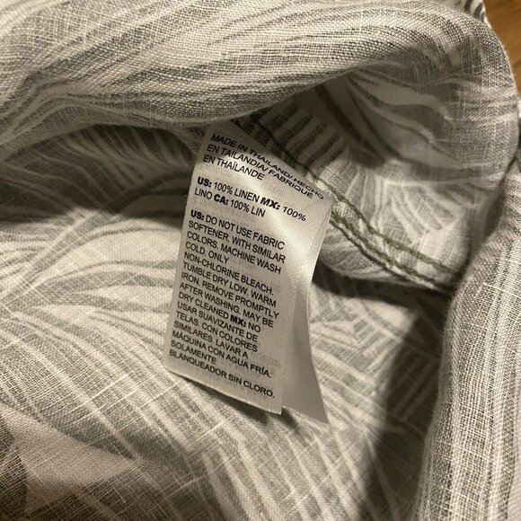 Chico's Button Down Shirt Blouse Sz 3. 5 - 18 Olive Green Floral Linen Vacation - Picture 3 of 5